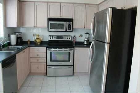 21 Sunnyview Rd, Brampton, L7A 3E4 | Image 3