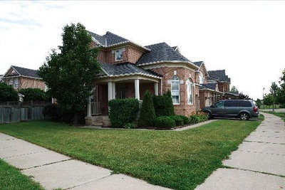 Detached House sold at 1535 Croft Avenue, Milton, Ontario, L9T 5K7 - Clarke - MLS: W2981946