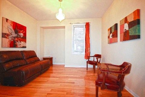 346 Panhellenic Dr, Mississauga, L5W0B9 | Image 3