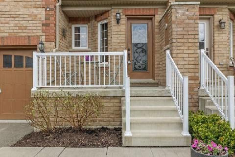 118 Niagara Tr, Halton Hills, L7G0A8 | Image 2