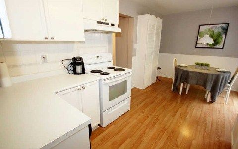 190 Lisa Marie Dr, Orangeville, L9W4P7 | Image 2