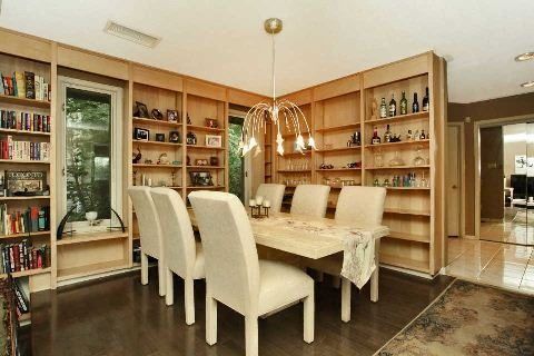 868 Danforth Pl, Burlington, L7T 1S2 | Image 3