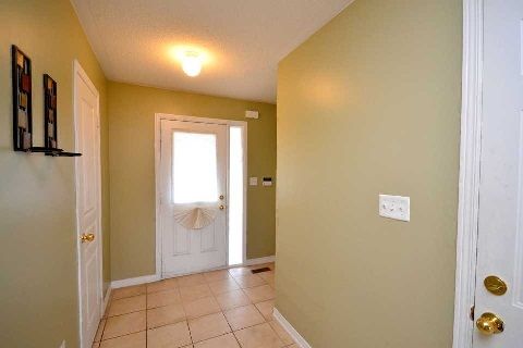 13 Summitridge Crt, Brampton, L6P2E5 | Image 3