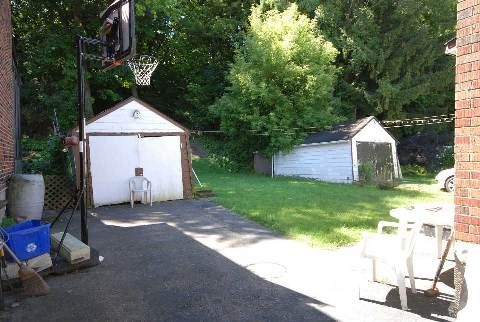 88 South Kingsway Way, Toronto, M6S3T3 | Image 2