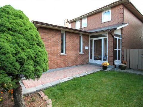 4302 Highgate Cres, Mississauga, L4W3H2 | Image 2