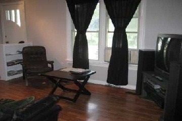 15 Pioneer Dr, Mississauga, L5M1G8 | Image 2