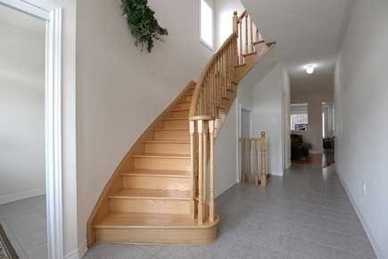381 Queen Mary Dr, Brampton, L7A3Ti | Image 3