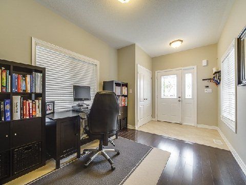 4672 Thomas Alton Blvd, Burlington, L7M0G1 | Image 2