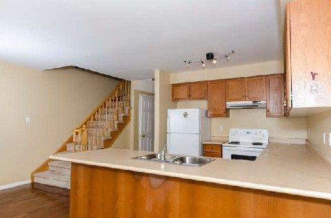 20 Harding St, Halton Hills, L7G6B1 | Image 2