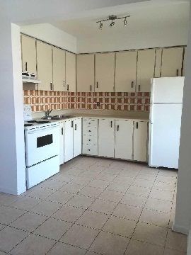 120 Brandon Ave, Toronto, M6H2E1 | Image 3