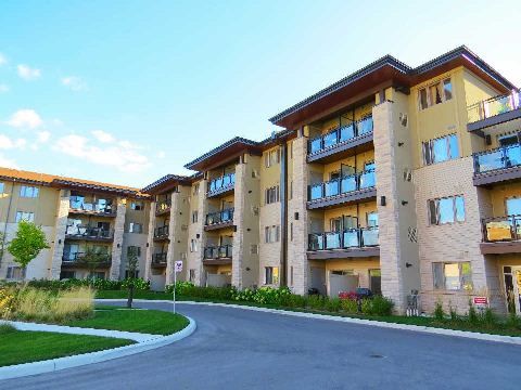 144 - 570 Lolita Gdns, Mississauga, L5A0A1 | Image 3