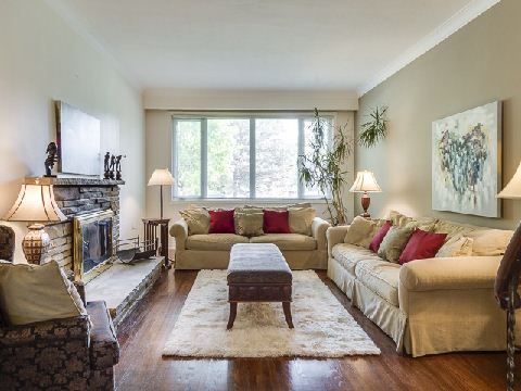 1613 Wembury Rd, Mississauga, L5J2L8 | Image 2