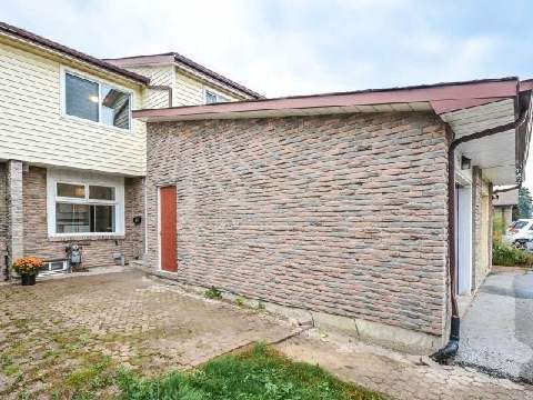97 Greene Dr, Brampton, L6V2P2 | Image 2