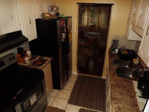 57 - 45 Hansen Rd N, Brampton, L6V3C5 | Image 2