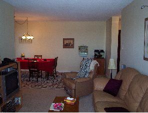 1105 - 18 Knightsbridge Rd, Brampton, L6T3X5 | Image 2