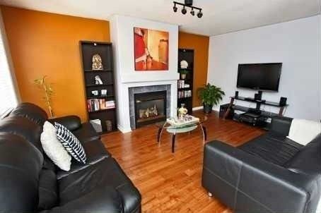 Townhouse leased at 2250 Baronwood Drive, Oakville, West Oak Trails, L6M4W9 - MLS: W3040536