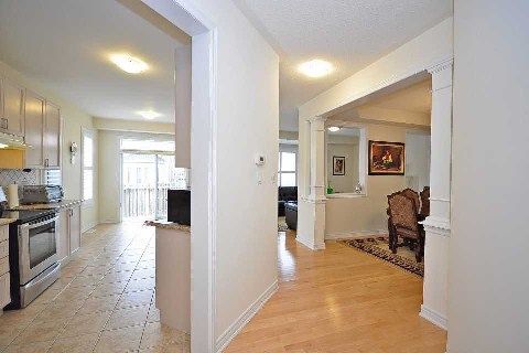 54 Iceland Poppy Tr, Brampton, L7A0M9 | Image 3