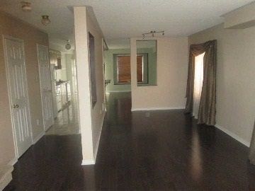 Semi-Detached House leased at 121 Tiller Trail, Brampton, Fletcher's Creek Village, L6X4S - MLS: W3044413