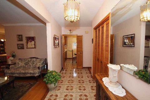 58 Keegan Cres, Toronto, M3J1G2 | Image 3