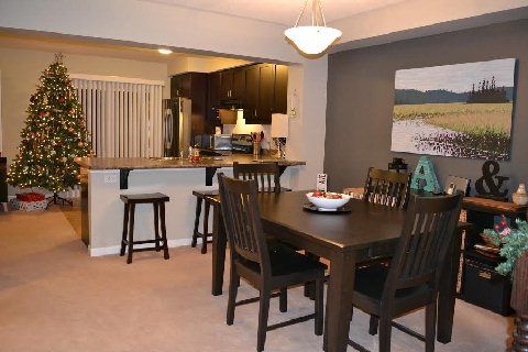 1034 Diefenbaker St, Milton, L9T 8H4 | Image 3