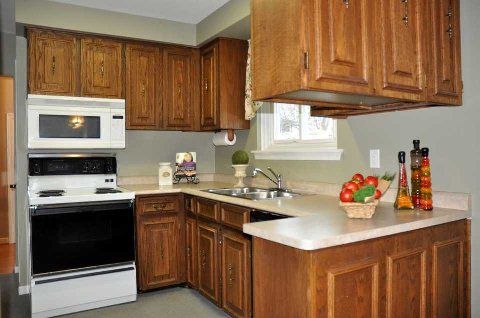 3195 Valmarie Ave, Mississauga, L5C2A4 | Image 3