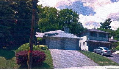 Detached House sold at 10 Hillavon Drive, Toronto, Ontario, M9B2P5 - Princess-Rosethorn - MLS: W3093375
