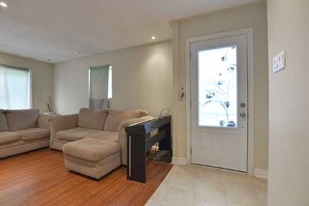 15 Huronia Crt, Brampton, L6S2C7 | Image 3