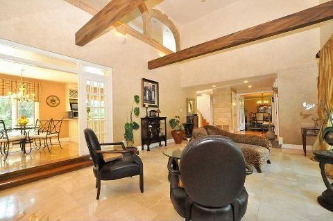 471 Country Club Cres, Mississauga, L5J2P9 | Image 3