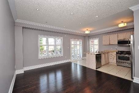 85 - 470 Faith Dr, Mississauga, L5R 4E9 | Image 2