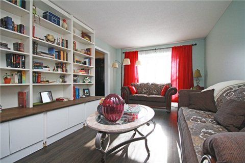 7 Laidlaw Ave, Brampton, L6S5W1 | Image 3