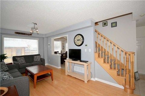 882 Mcduffe Cres, Milton, L9T6M7 | Image 3