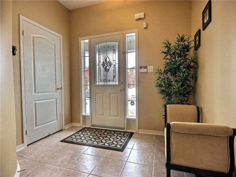 23 Ashmere Rd, Brampton, L7A1W9 | Image 3