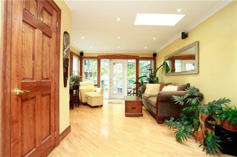 117 Mill St S, Brampton, L6Y1T4 | Image 2