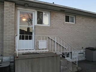 9 Ridgetop Ave, Brampton, L6X1Z6 | Image 3