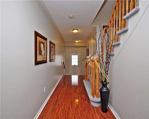 3974 Stardust Dr, Mississauga, L5M8A5 | Image 3