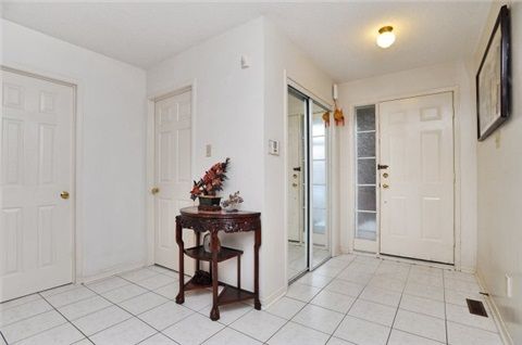 5202 Buttermill Crt, Mississauga, L5V1S4 | Image 3