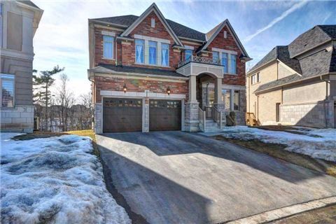 34 Cannington Cres, Brampton, L6X2Y5 | Image 2