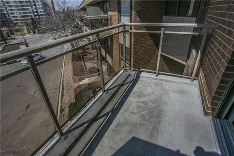 625 - 1000 Cedarglen Gate, Mississauga, L5C3Z5 | Image 3
