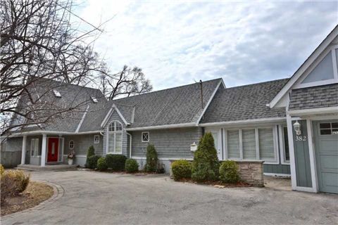 382 Trafalgar Rd, Oakville, L6J3H5 | Image 2