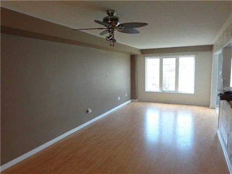 15 Eagle Trace Dr, Brampton, L6R0M3 | Image 3