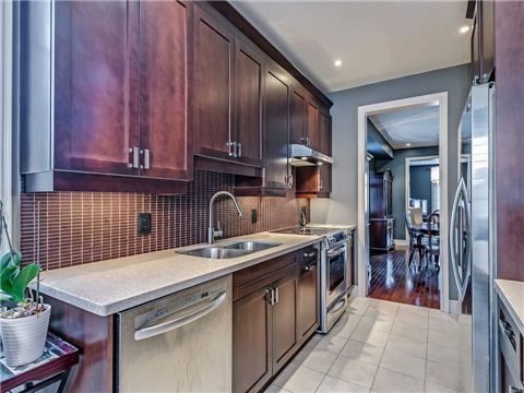 1 - 117 Nelson St, Oakville, L6L 3J1 | Image 2