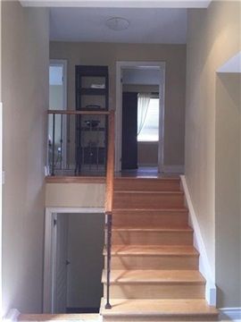 34 Euphrasia Dr, Toronto, M6B3V9 | Image 2