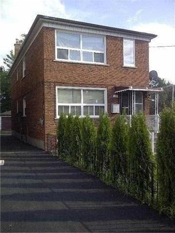 Semi-Detached House sold at 11 Dennis Avenue, Toronto, Ontario, M6N2T7 - Mount Dennis - MLS: W3204544
