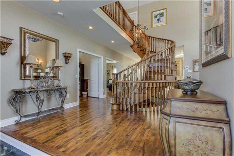 6 Golfway Crt, Caledon, L7E0B3 | Image 3