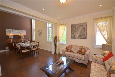 34 Cannington Cres, Brampton, L6X2Y5 | Image 3