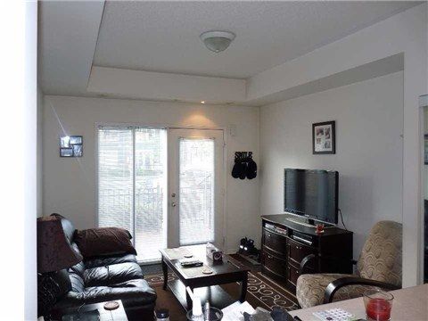 88 - 60 Fairwood Circ, Brampton, L6R 0Y6 | Image 3