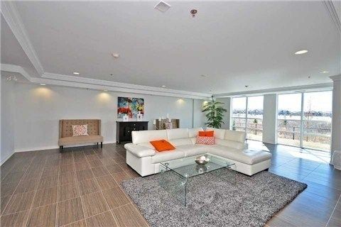 Room2
