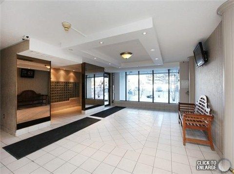 407 - 21 Knightsbridge Rd, Brampton, L6T3Y1 | Image 2