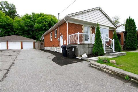 3 Bonnyview Dr, Toronto, M8Y3G5 | Image 2
