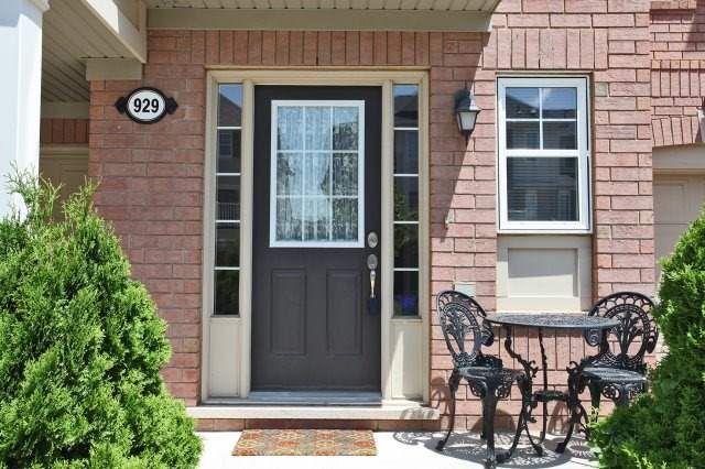 929 Sprague Pl, Milton, L9T0K8 | Image 2